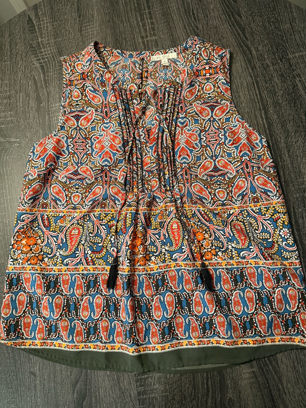 Sleeveless Paisley Print Women's Top in Multicolor